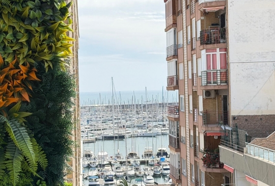 Apartamento / piso - Reventa - Torrevieja - Centro