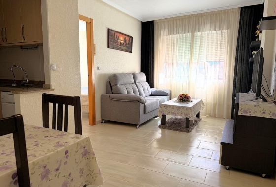 Apartamento / piso - Reventa - Torrevieja - Centro