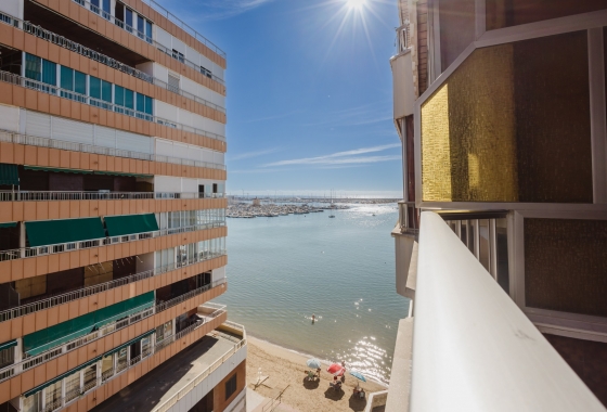 Apartment / flat - New Build - Torrevieja - Playa de La Acequion