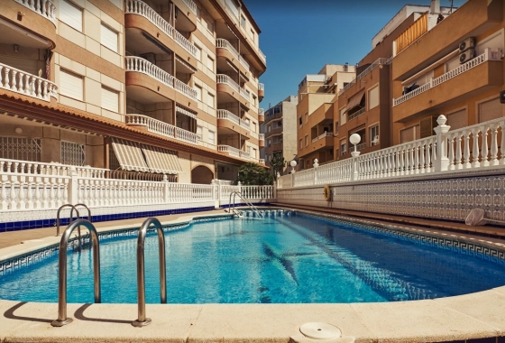 Apartment / flat - Resale - La Mata - La Mata