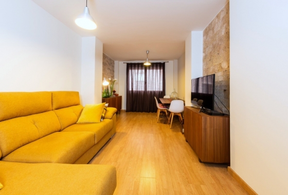 Apartment / flat - Resale - La Mata - La Mata