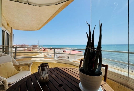 Apartment / flat - Resale - La Mata - La Mata