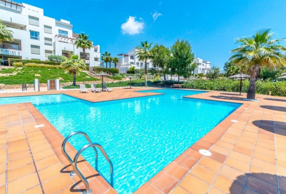Apartment / flat - Resale - Las Colinas Golf - DOM-3478