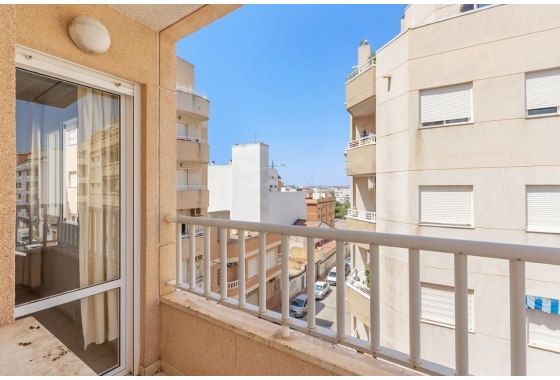 Apartment / flat - Resale - Torrevieja - City Center