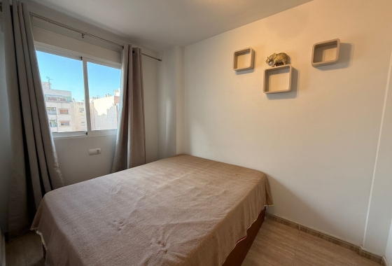 Apartment / flat - Resale - Torrevieja - DOM-3939
