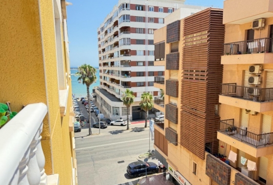 Apartment / flat - Resale - Torrevieja - El Acequión - Los Náufragos