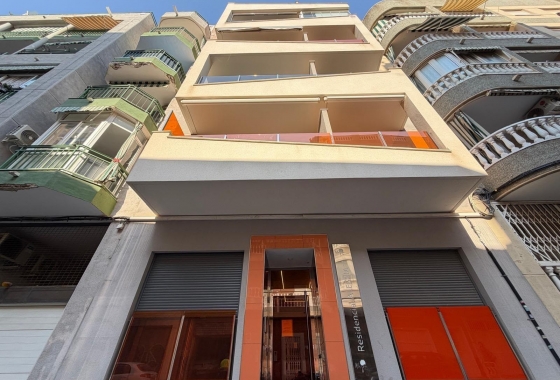 Apartment / flat - Resale - Torrevieja - Playa del Cura