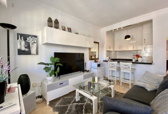 Apartment / flat - Resale - Torrevieja - Torrevieja - Playa de los Locos