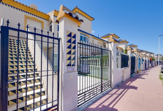 Bungalow - Resale - Torrevieja - Nueva Torrevieja - Aguas Nuevas