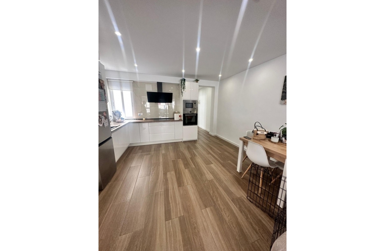 Resale - Apartment / flat - Alicante - Florida Alta