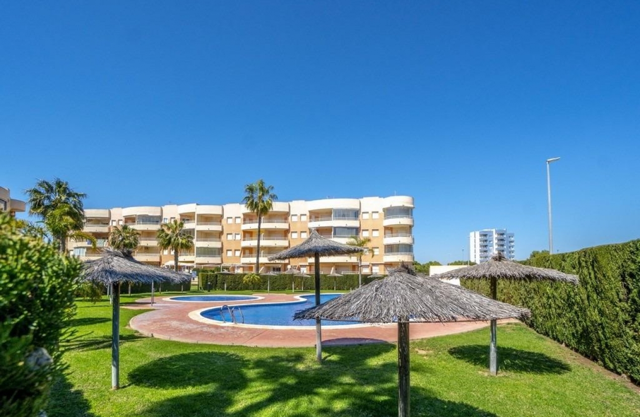 Resale - Apartment / flat - Campoamor