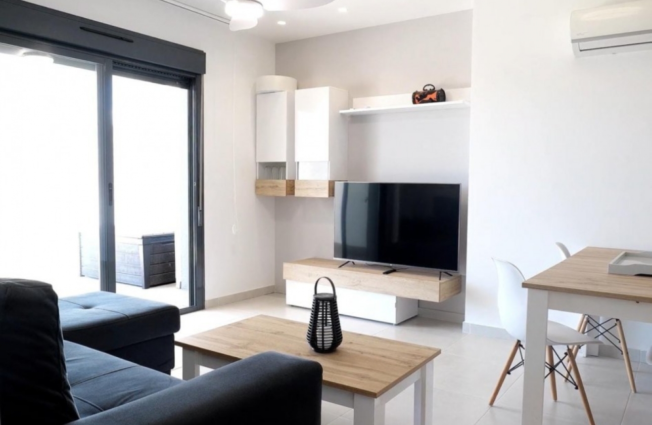 Resale - Apartment / flat - El Raso