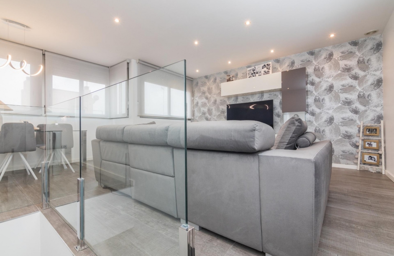 Resale - Apartment / flat - Elche - Center