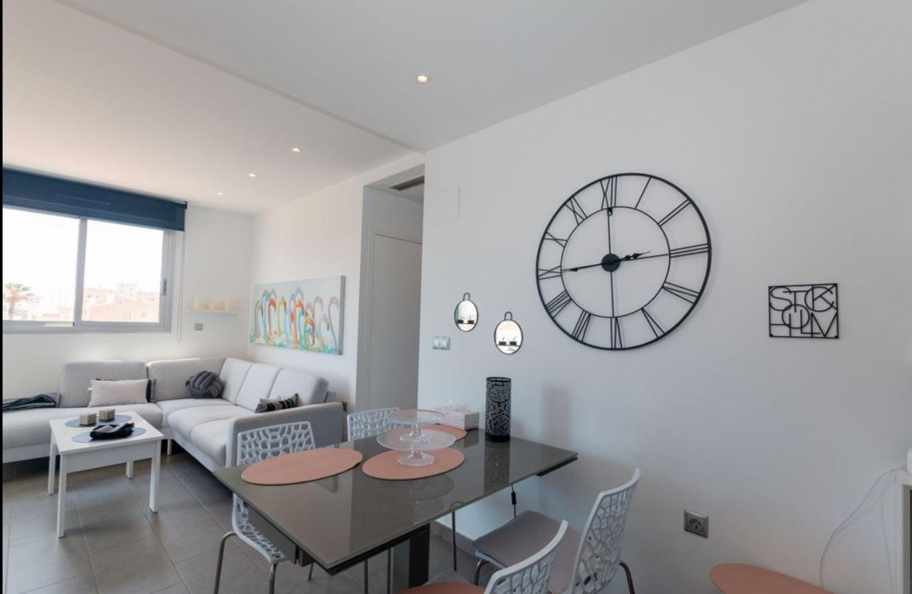 Resale - Apartment / flat - La Mata