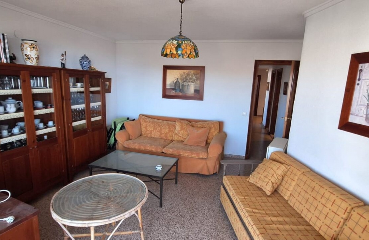 Resale - Apartment / flat - La Mata