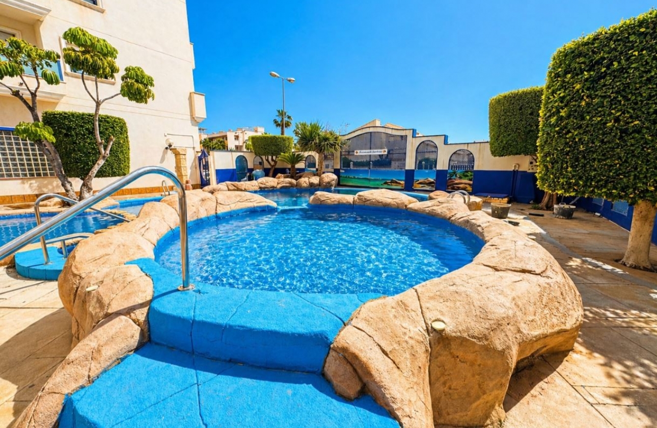 Resale - Apartment / flat - Orihuela Costa - Cabo Roig