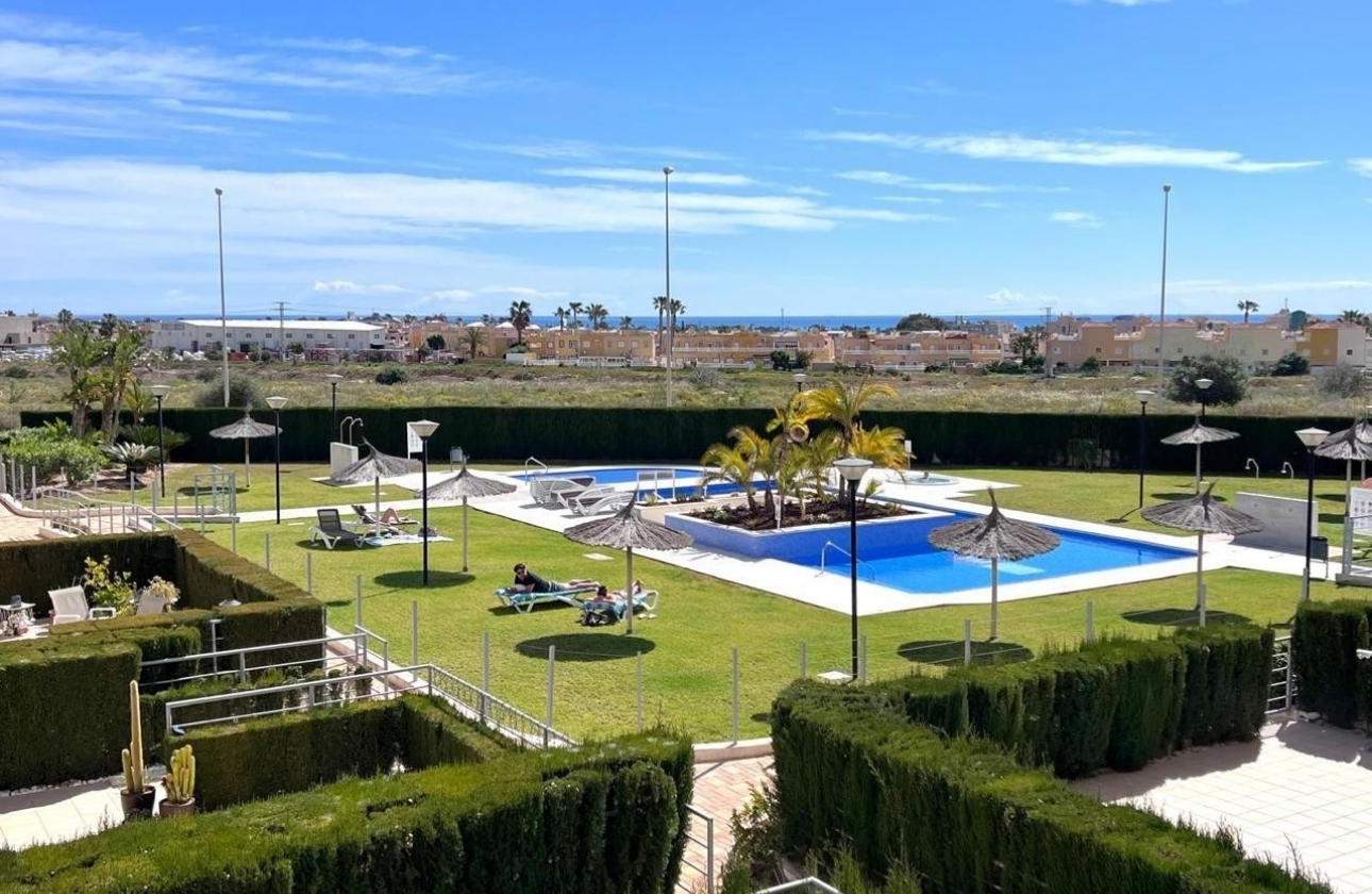 Resale - Apartment / flat - Orihuela Costa - Cabo Roig