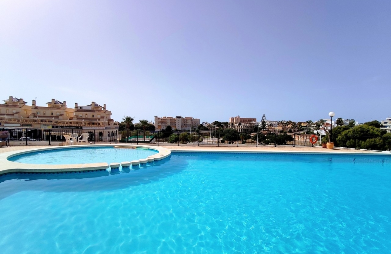 Resale - Apartment / flat - Orihuela Costa - La Zenia