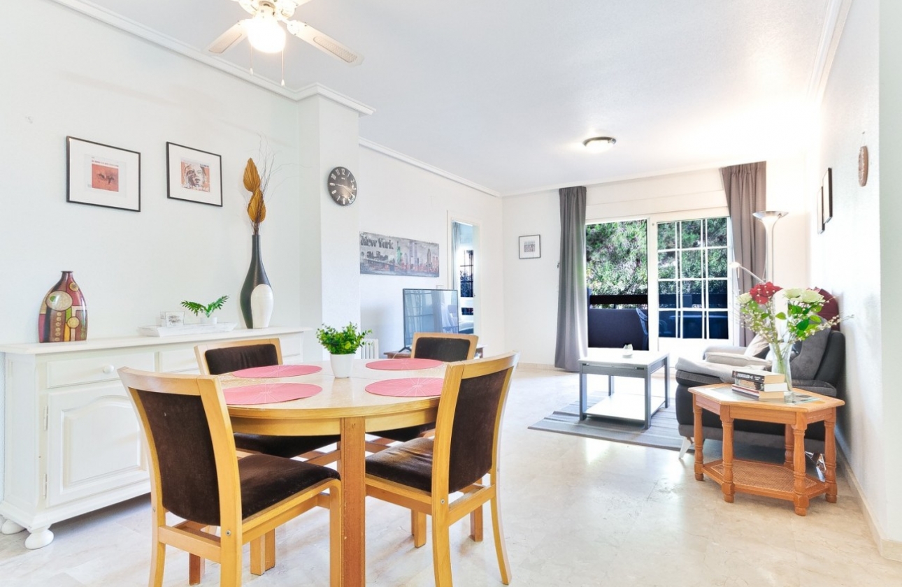 Resale - Apartment / flat - Orihuela Costa - Playa Flamenca