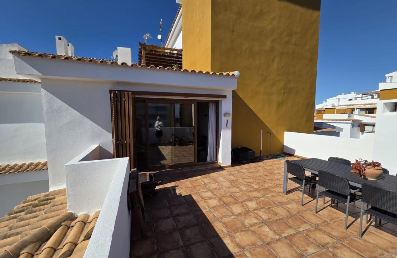 Resale - Apartment / flat - Orihuela Costa - Punta Prima