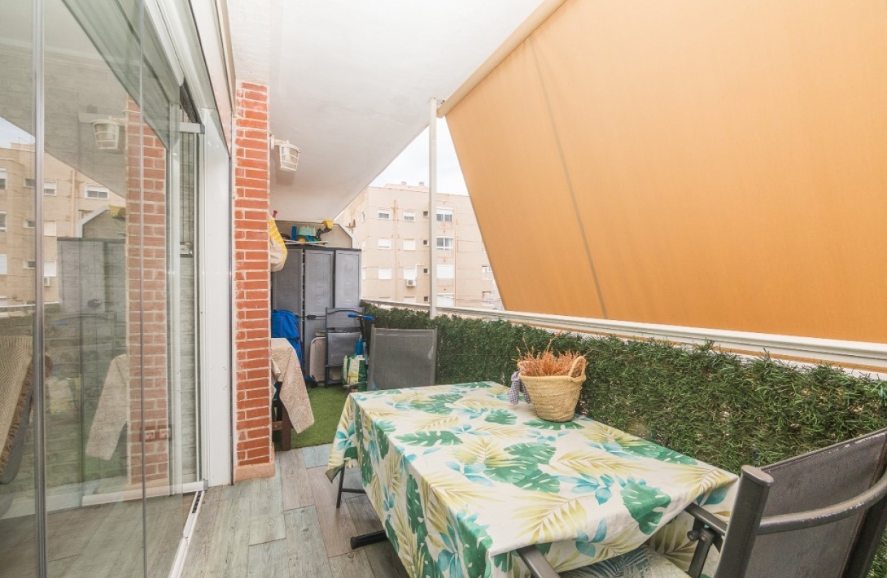 Resale - Apartment / flat - Santa Pola - Playa Lisa