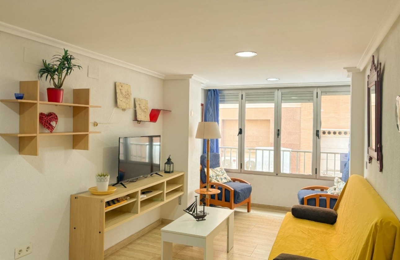 Resale - Apartment / flat - Santa Pola - Puerto