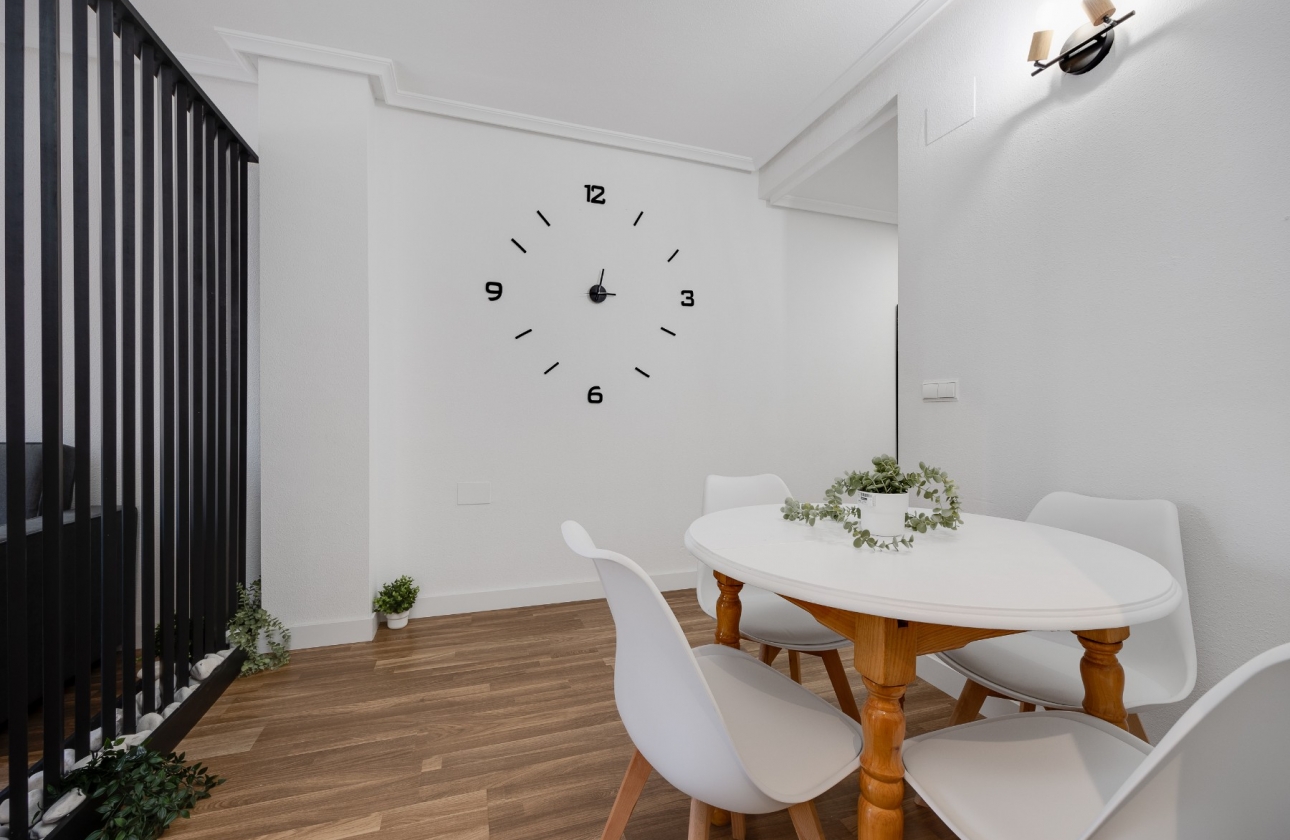 Resale - Apartment / flat - Torrevieja - City Center