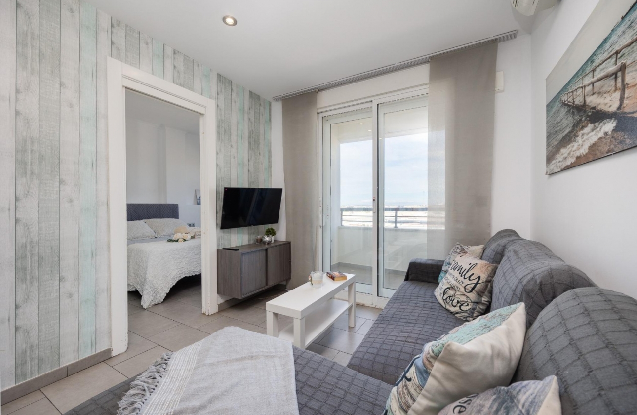 Resale - Apartment / flat - Torrevieja - City Center