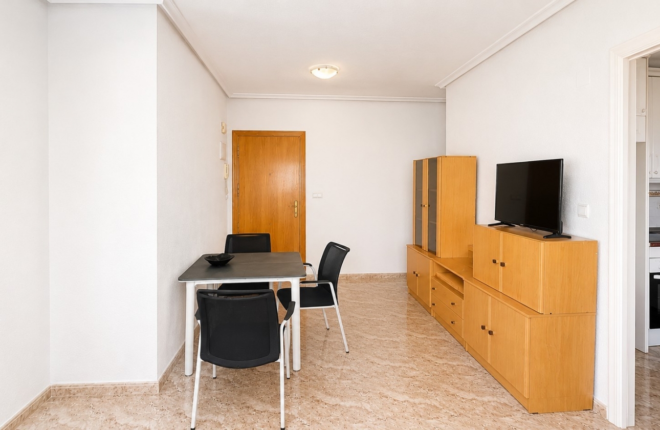 Resale - Apartment / flat - Torrevieja - CLUB NAUTICO TORREVIEJA