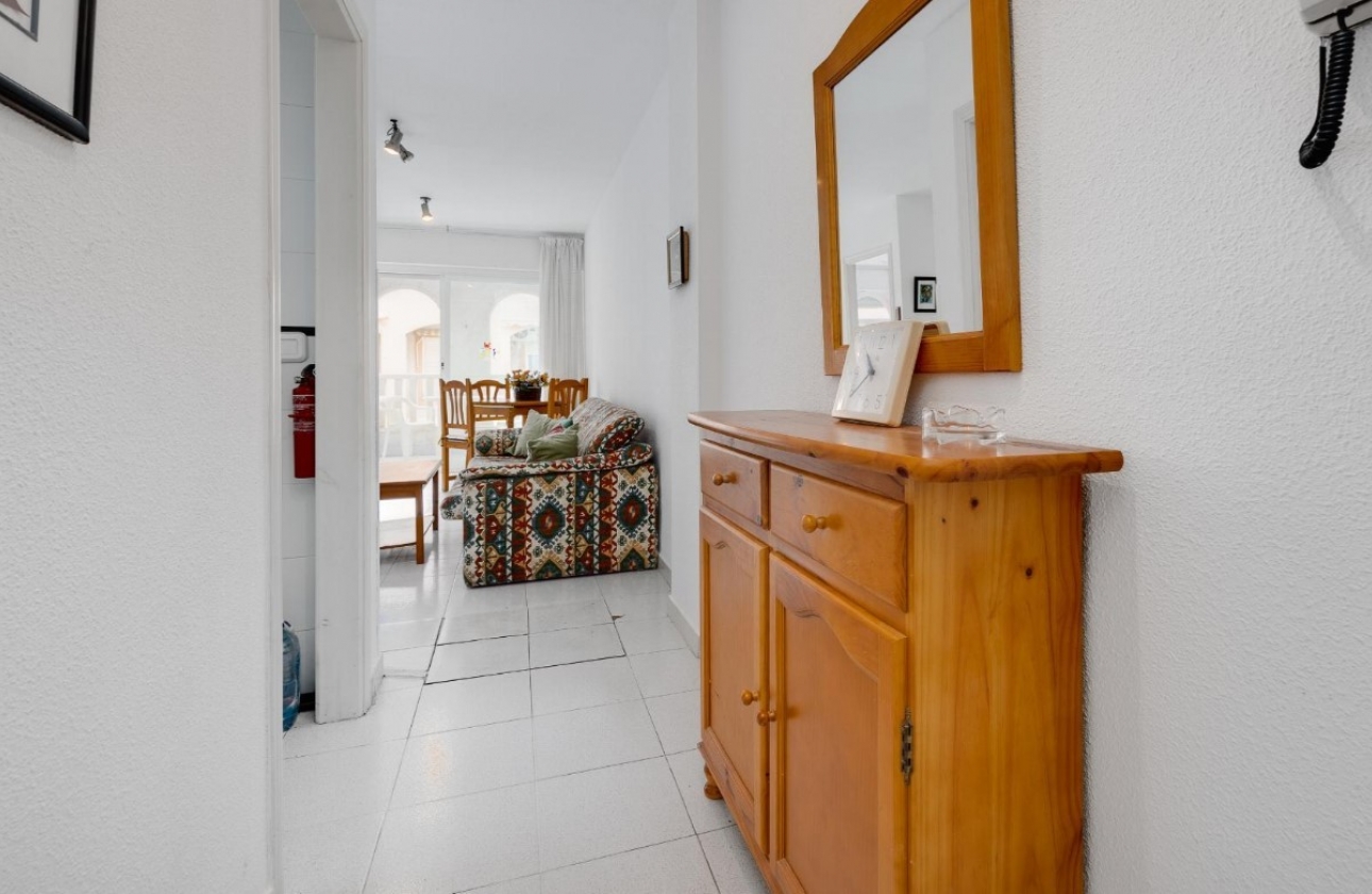 Resale - Apartment / flat - Torrevieja - El Acequión - Los Náufragos