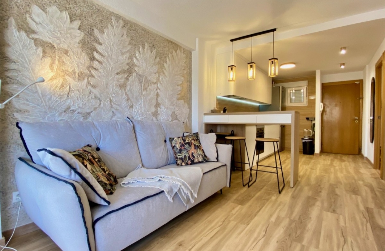 Resale - Apartment / flat - Torrevieja - LA MATA