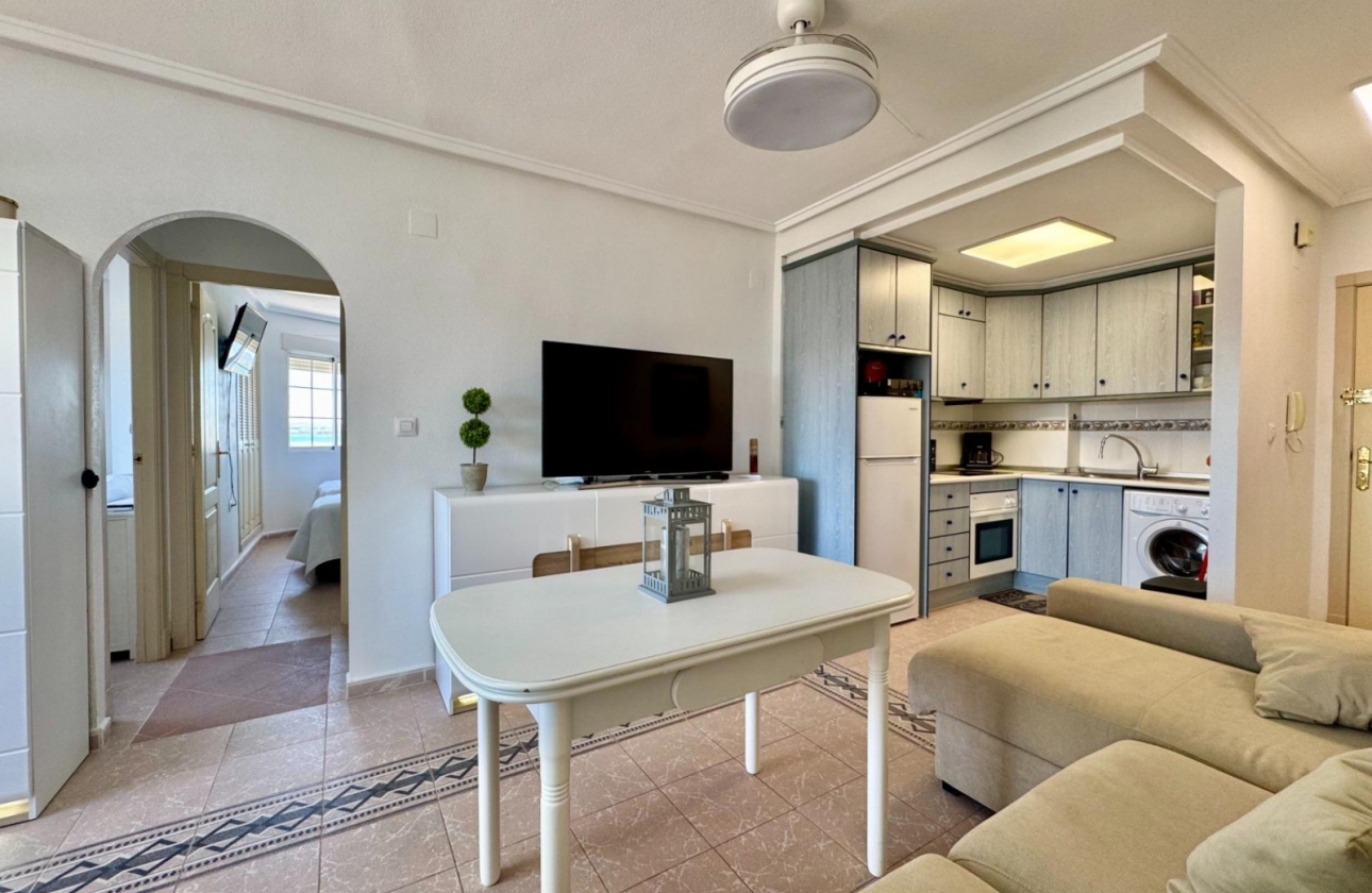 Resale - Apartment / flat - Torrevieja - LA MATA