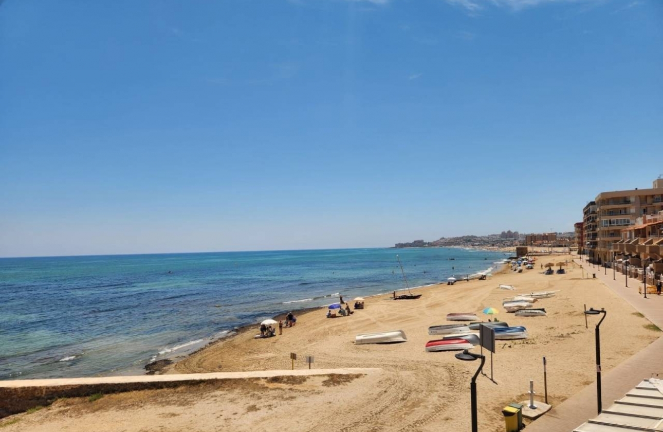 Resale - Apartment / flat - Torrevieja - LA MATA