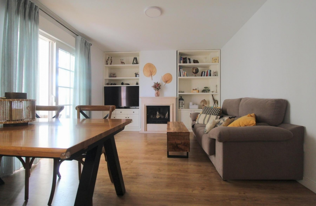 Resale - Apartment / flat - Torrevieja - La Veleta