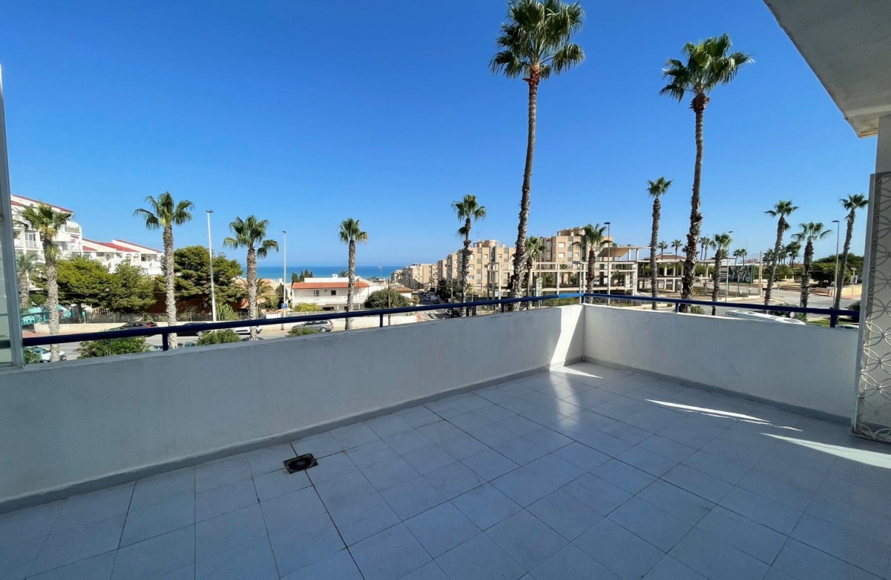 Resale - Apartment / flat - Torrevieja - Nueva Torrevieja - Aguas Nuevas