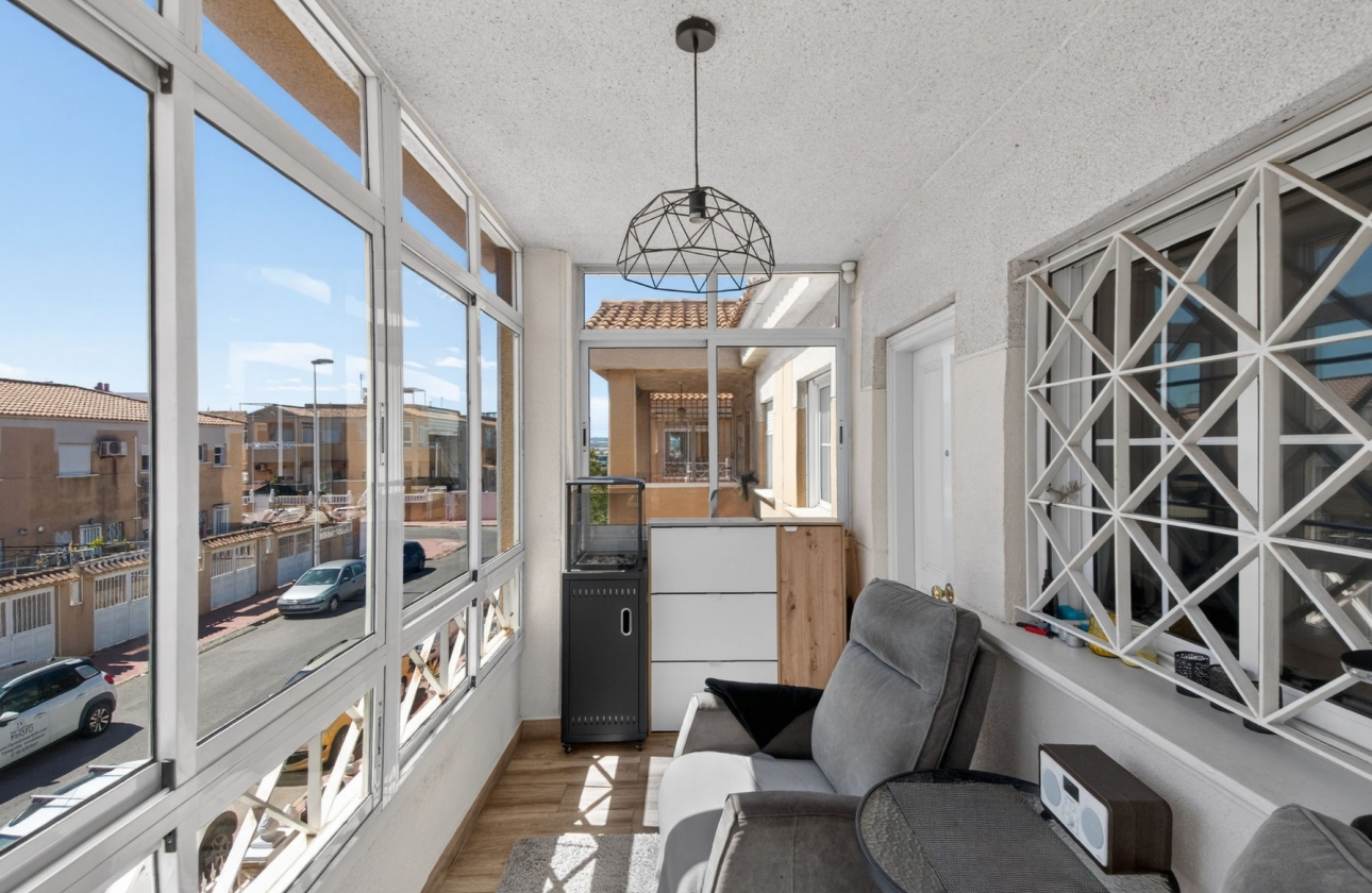 Resale - Apartment / flat - Torrevieja - Parque de Las Naciones