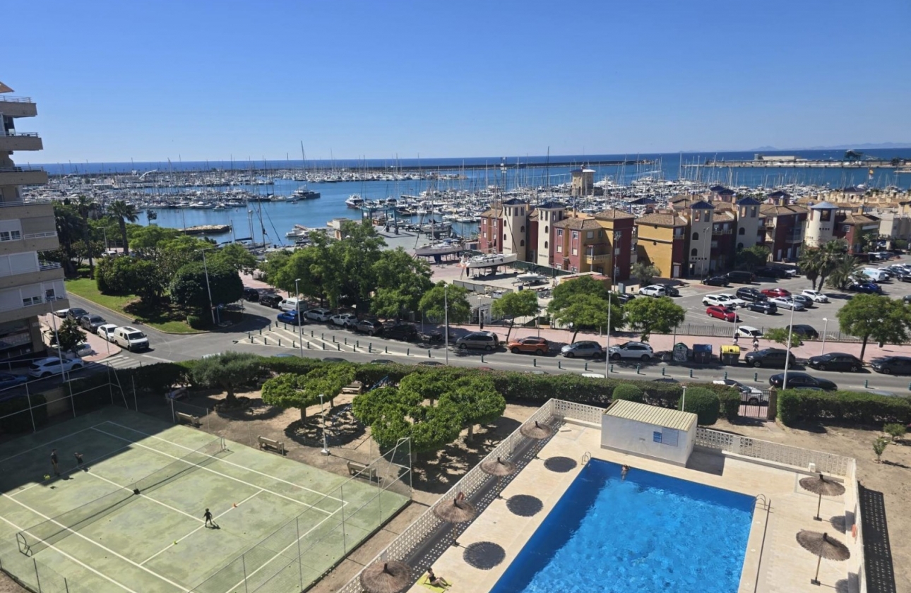 Resale - Apartment / flat - Torrevieja - Playa Acequion