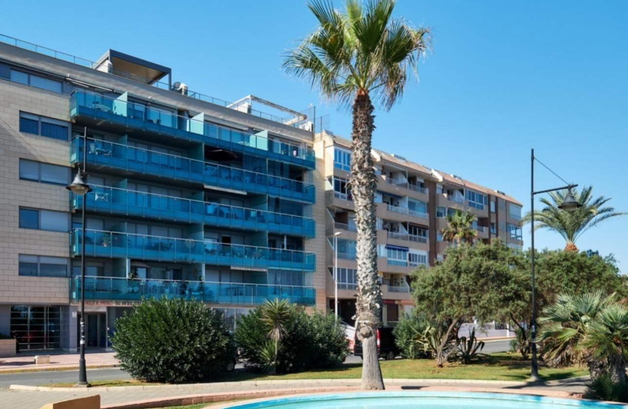 Resale - Apartment / flat - Torrevieja - Playa de los Locos