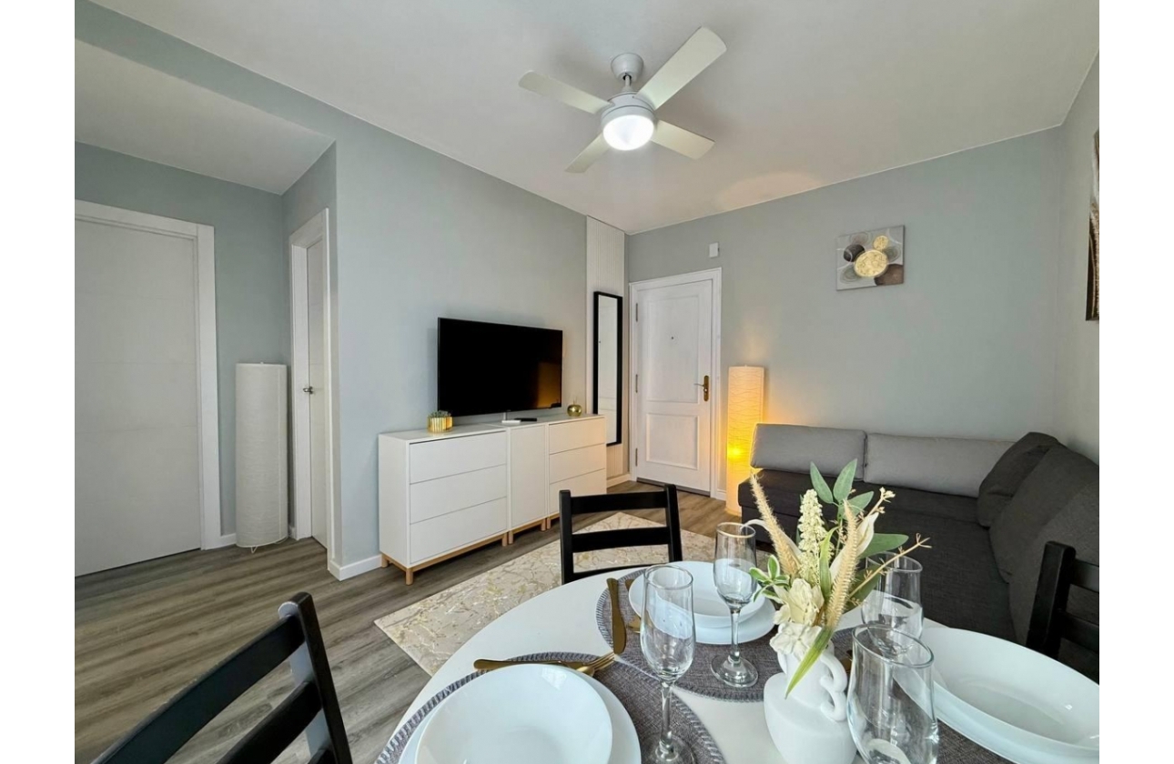 Resale - Apartment / flat - Torrevieja - Playa de los Locos