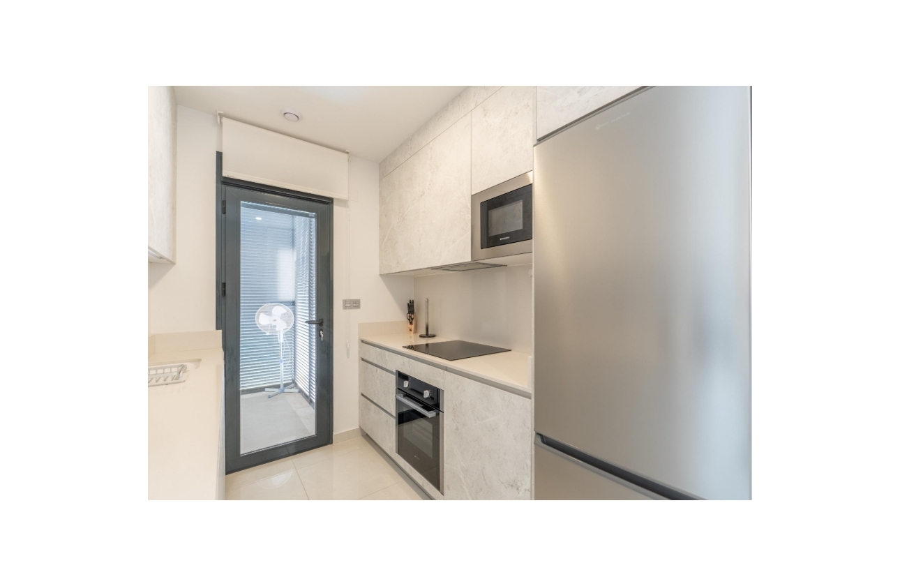 Resale - Apartment / flat - Torrevieja - Playa del Cura