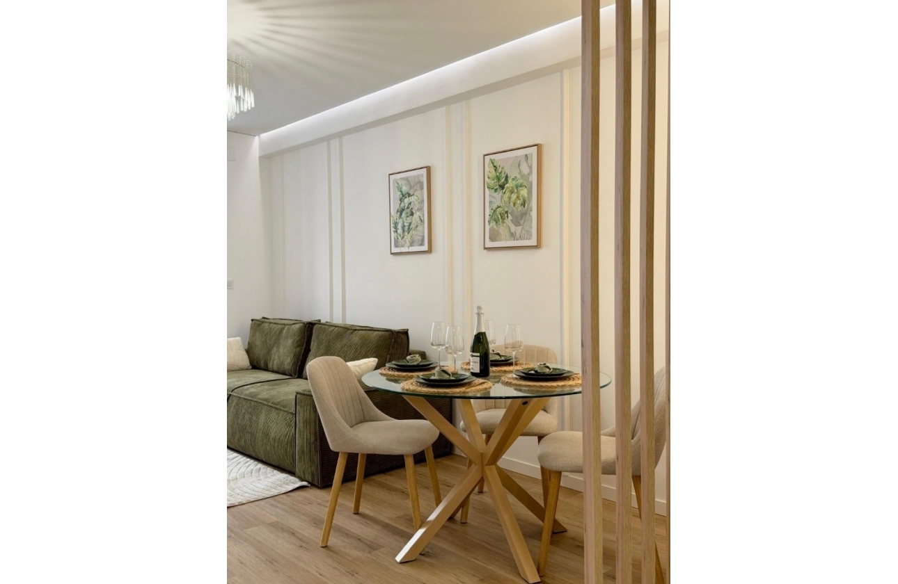 Resale - Apartment / flat - Torrevieja - Playa del Cura