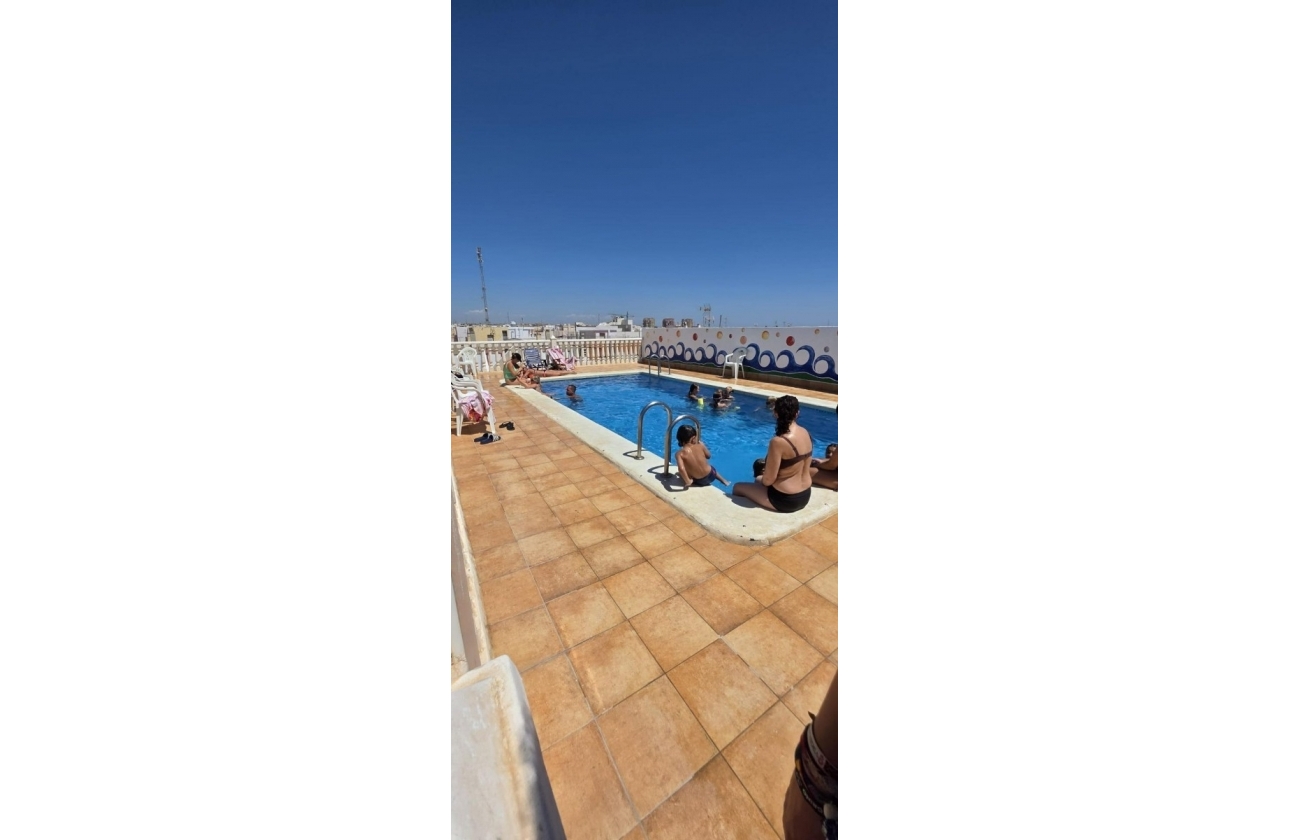 Resale - Apartment / flat - Torrevieja - Playa del Cura