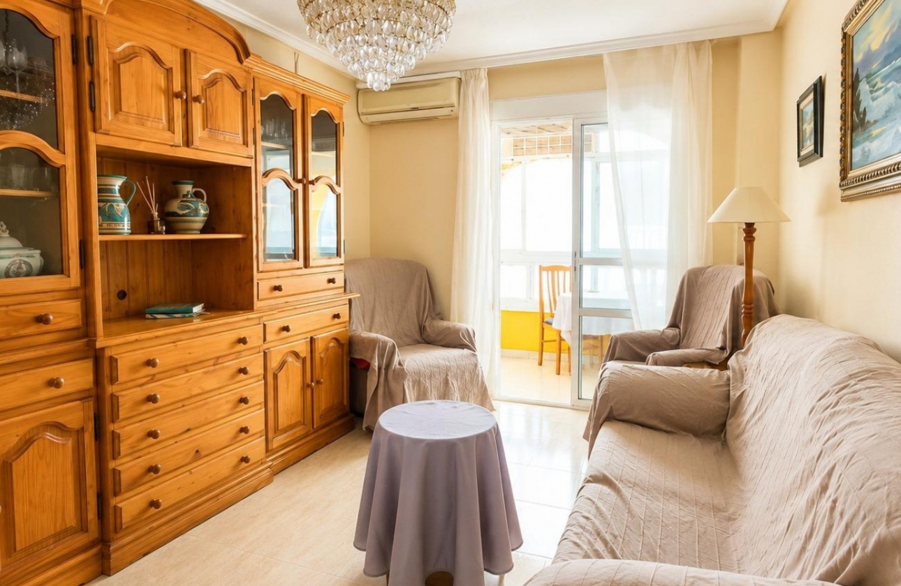 Resale - Apartment / flat - Torrevieja - Playa del Cura