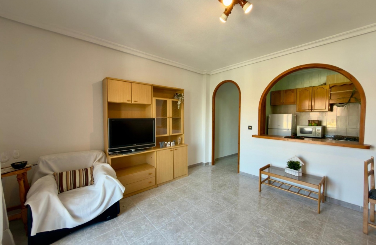 Resale - Apartment / flat - Torrevieja - Playa del Cura