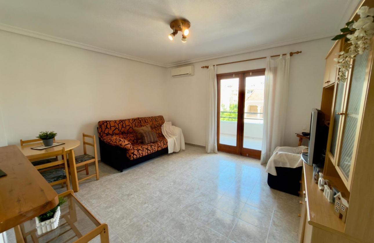 Resale - Apartment / flat - Torrevieja - Playa del Cura