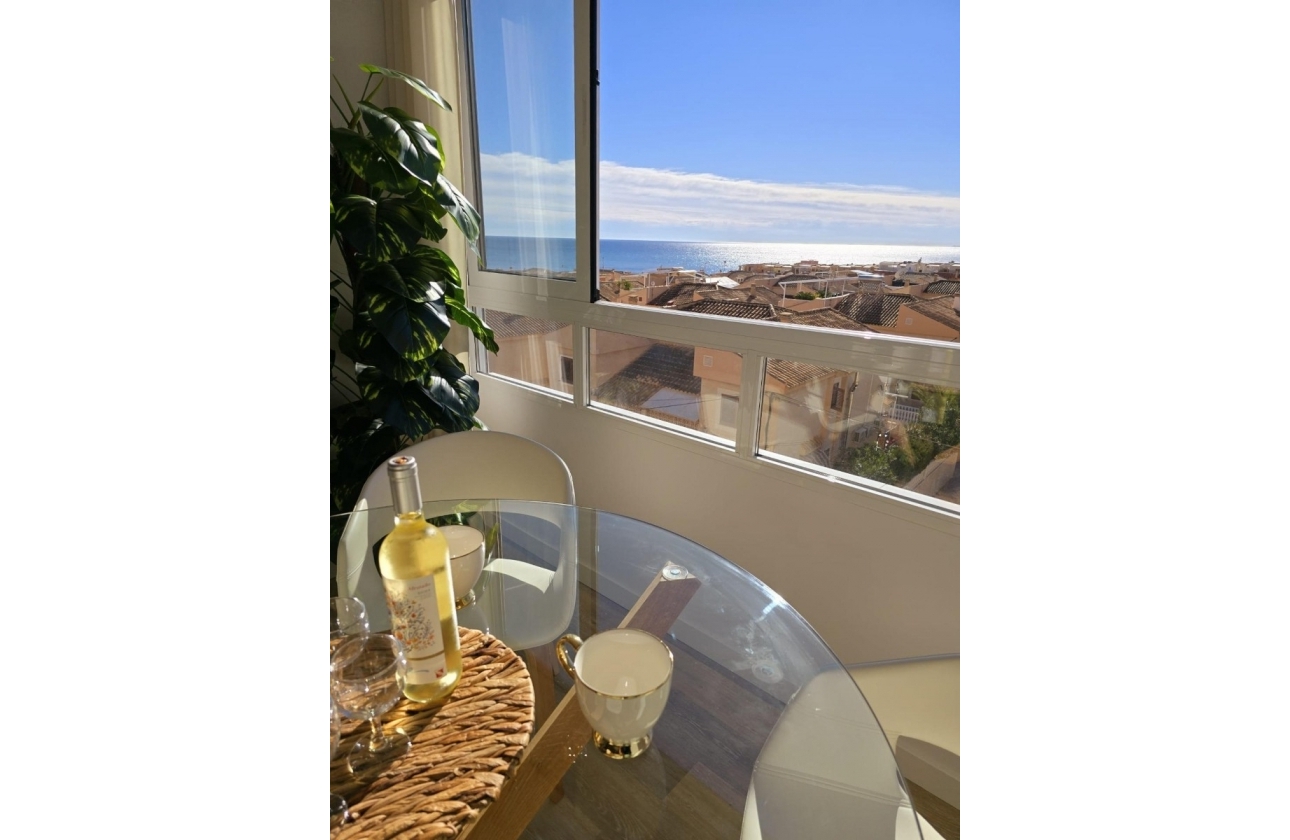 Resale - Apartment / flat - Torrevieja - Torrelamata - La Mata