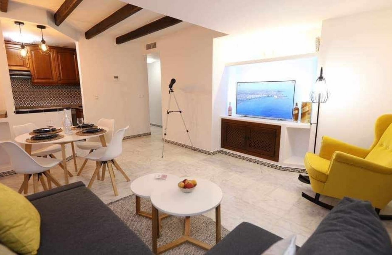 Resale - Apartment / flat - Torrevieja - Torrevieja - Playa de los Locos