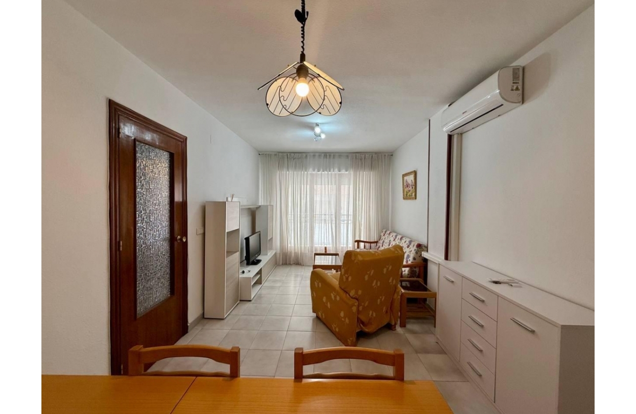 Resale - Apartment / flat - Torrevieja - Torrevieja - Playa de los Locos