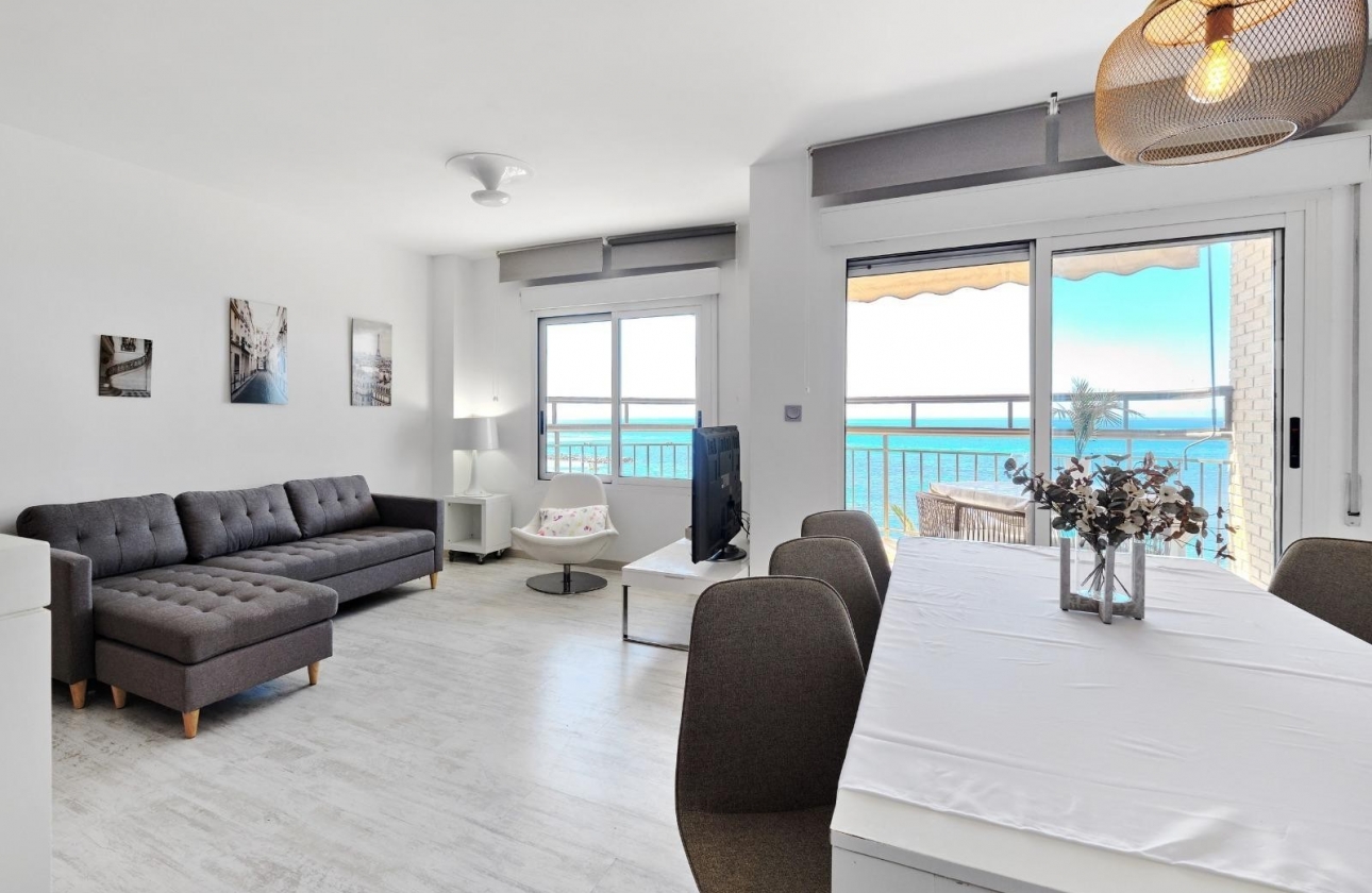 Resale - Apartment / flat - Torrevieja - Torrevieja - Playa del Cura