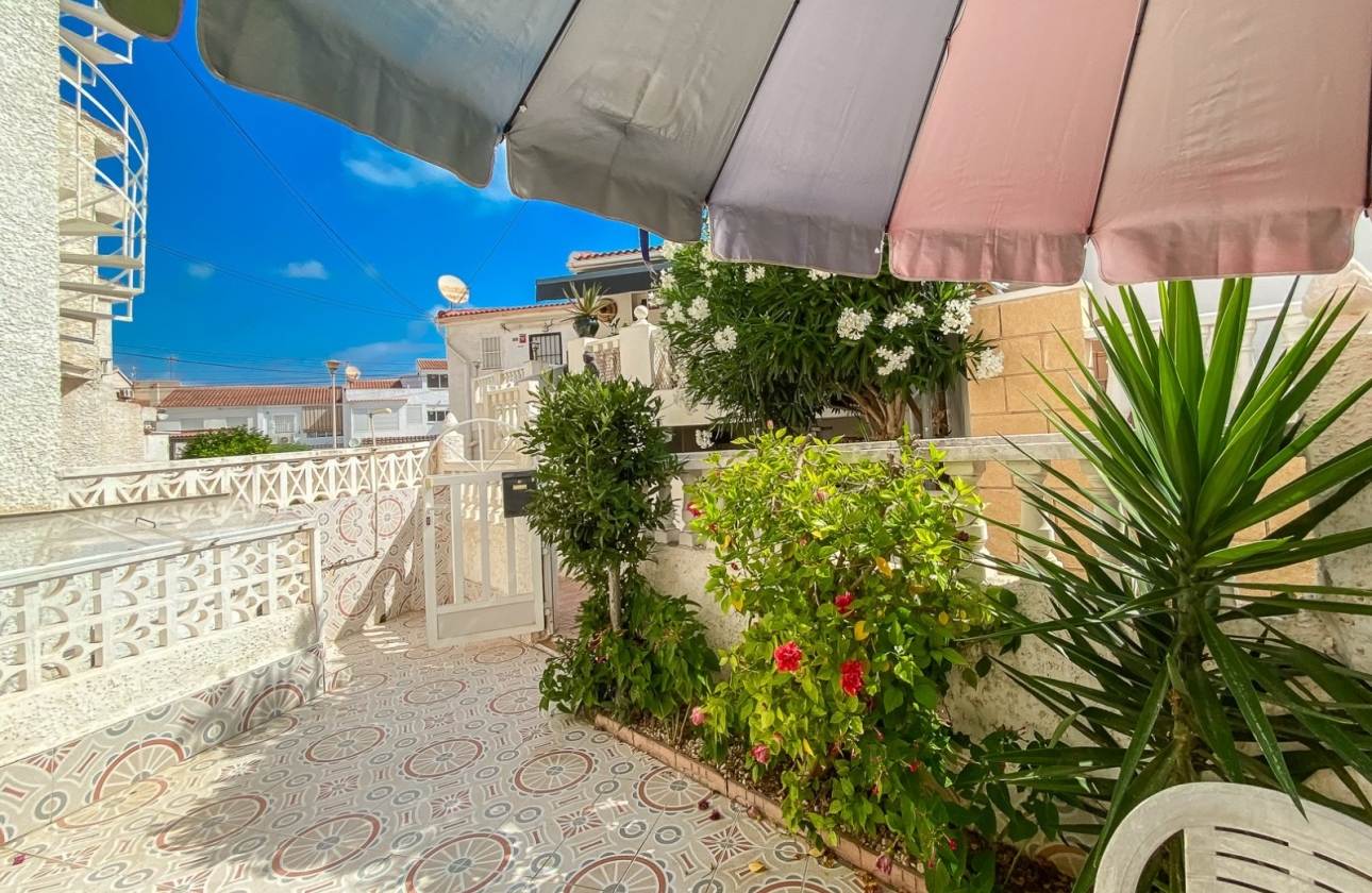 Resale - Bungalow - La Mata